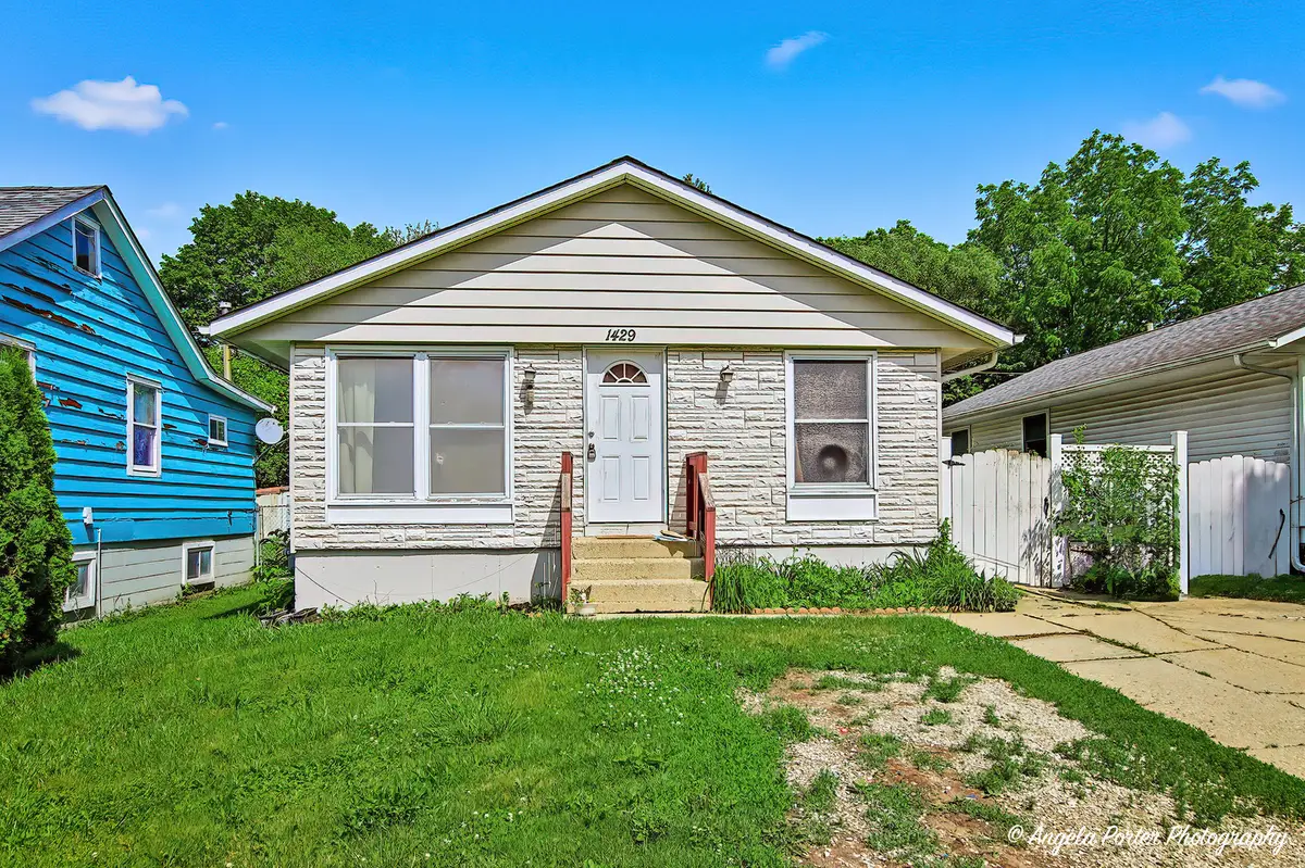 1429 N Pleasant Drive, Round Lake Beach, IL 60073 - #1