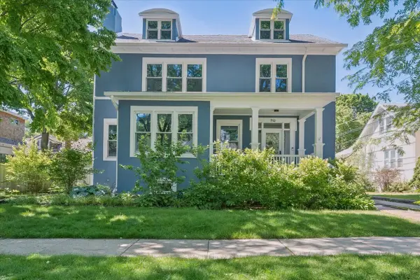 712 Ingleside Place, Evanston, IL 60201
