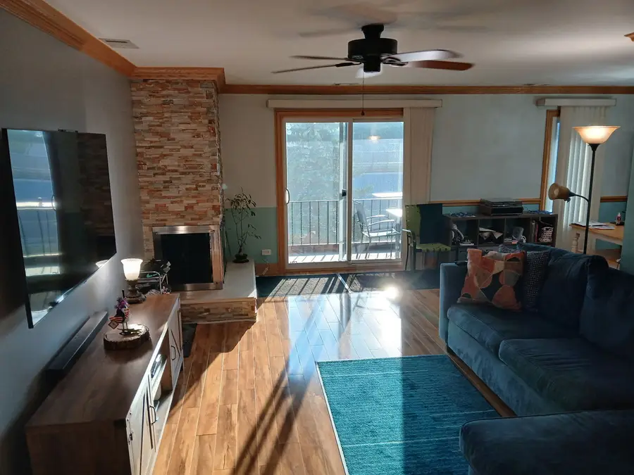 11323 S Roberts Road #C, Palos Hills, IL 60465 - #3