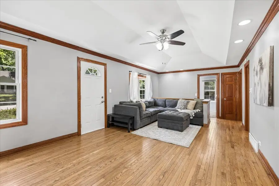 116 Valley Drive, Oakwood Hills, IL 60013 - #2
