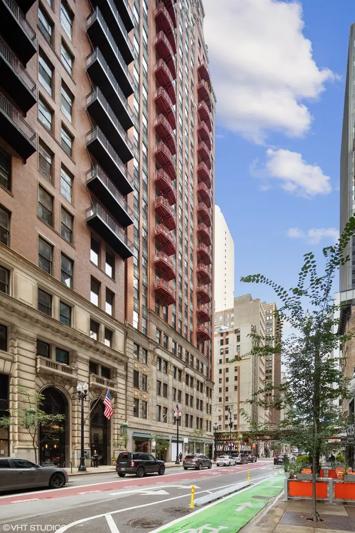 208 W Washington Street #1801, Chicago, IL 60606 - #1