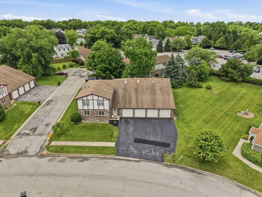 605 Crescenzo Court, New Lenox, IL 60451 - #2