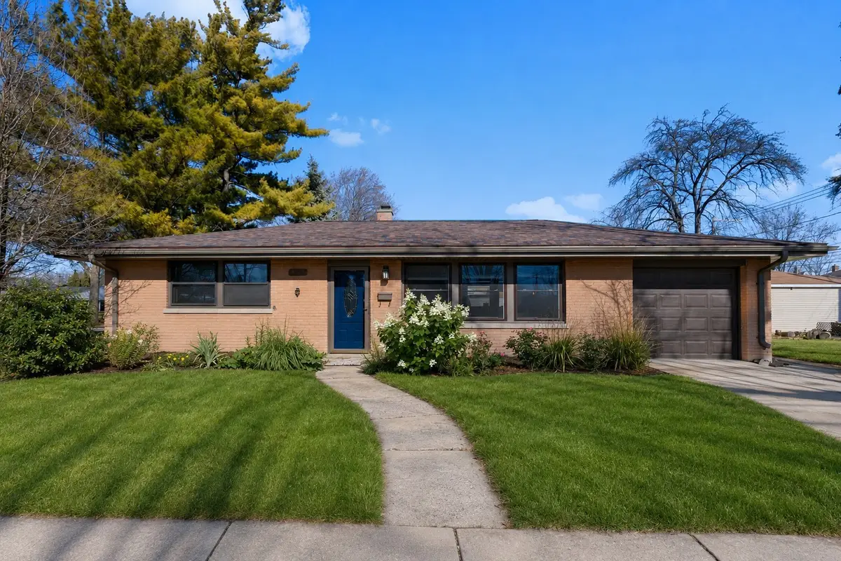 3749 Kemman Avenue, Brookfield, IL 60513 - #1