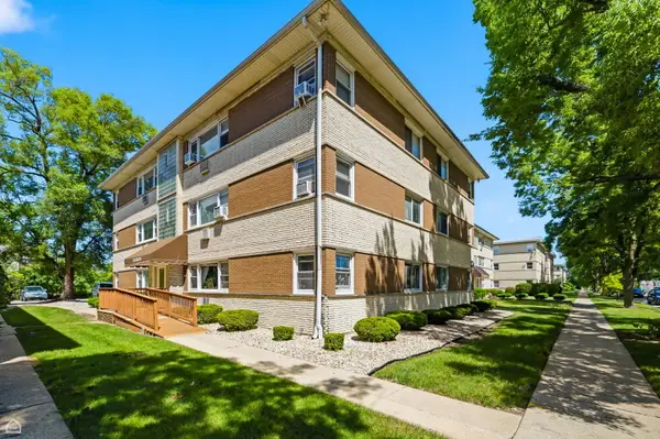 320 Beach Avenue #3C, La Grange Park, IL 60526