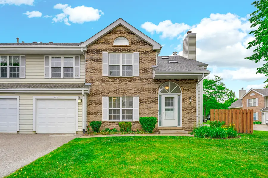 265 Yorkshire Court, Gurnee, IL 60031 - #2