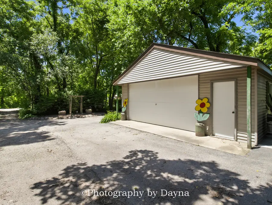 21329 S Hillside Road, Frankfort, IL 60423 - #3