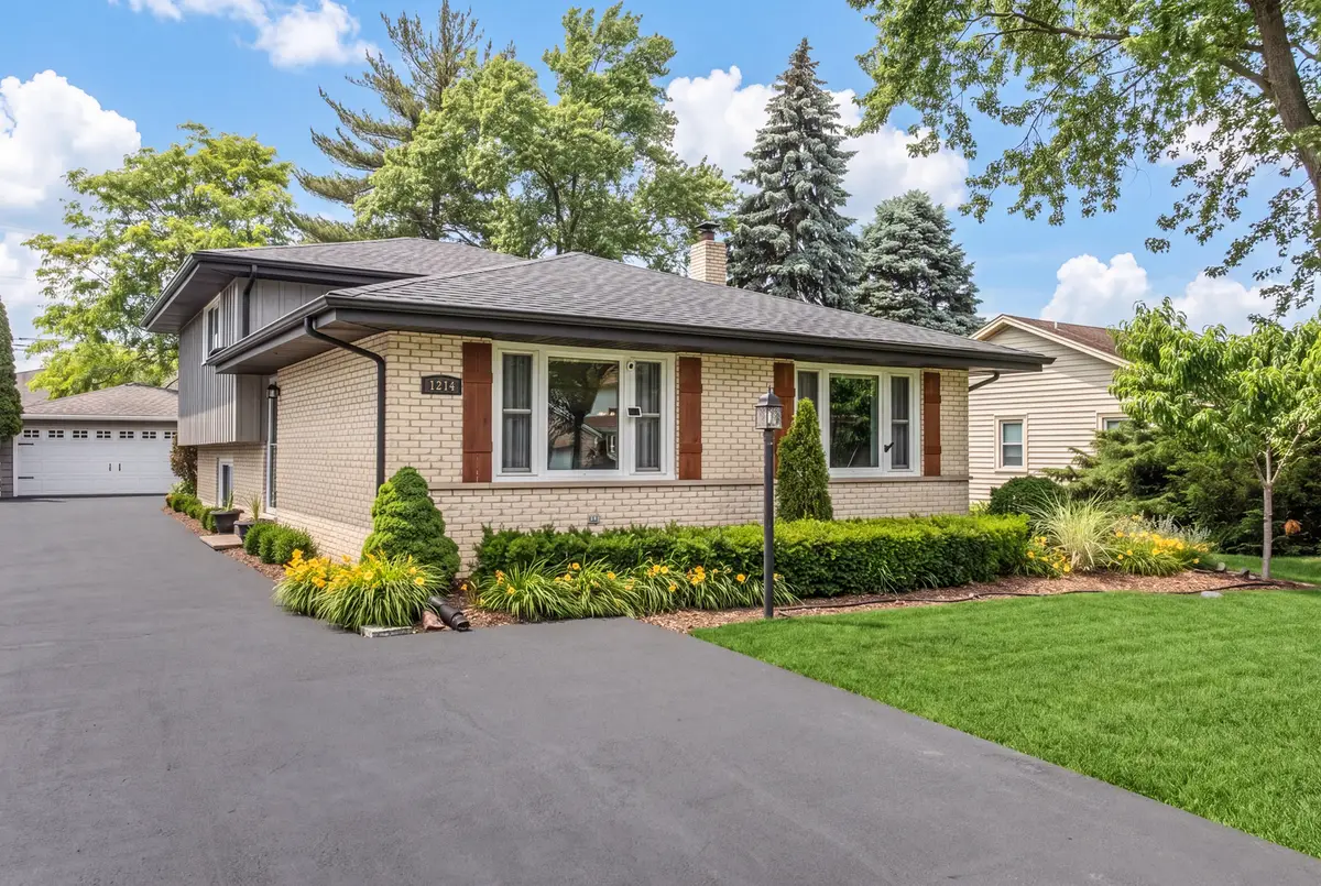1214 S Pine Avenue, Arlington Heights, IL 60005 - #1