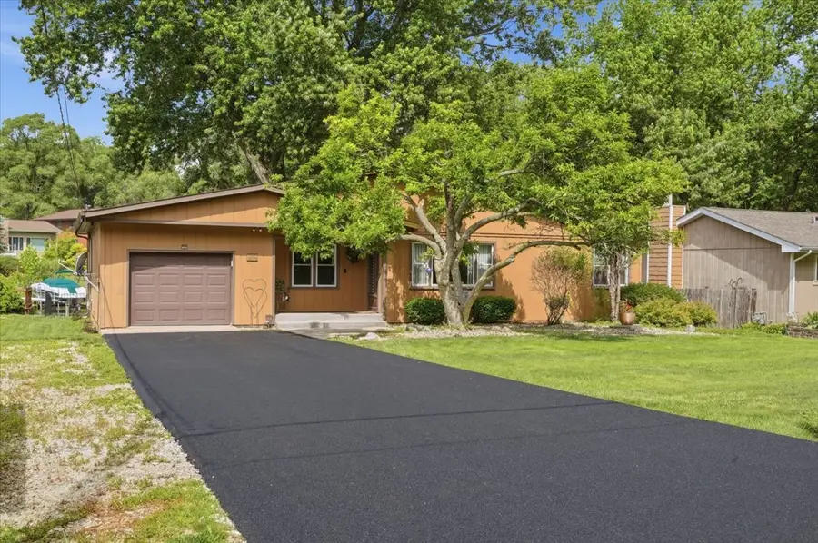 39576 N Petite Pass, Antioch, IL 60002 - #3