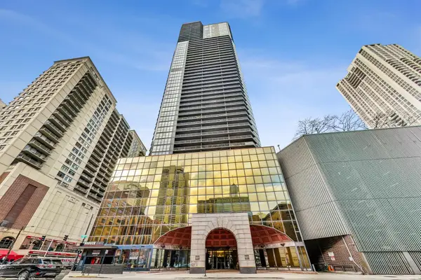 10 E Ontario Street #4808, Chicago, IL 60611