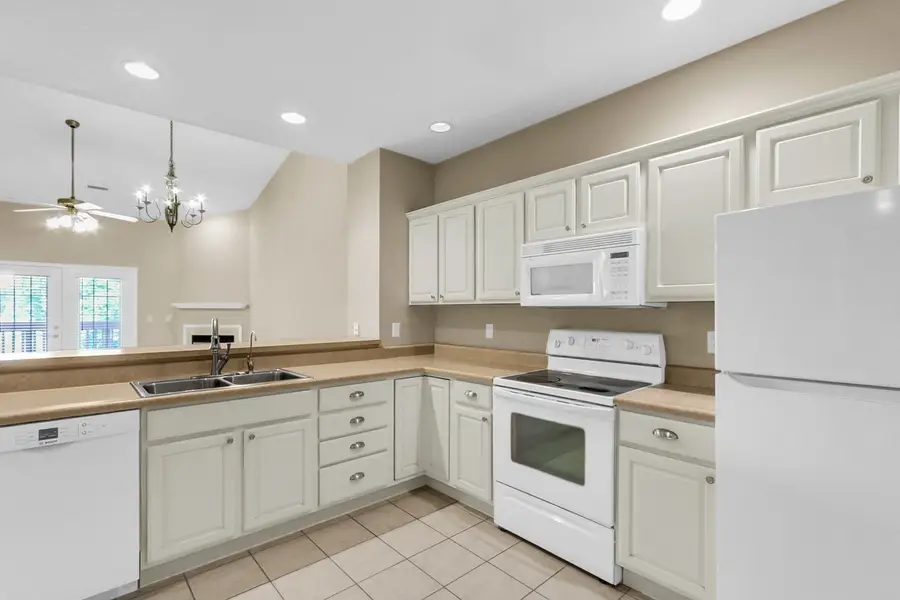 3848 Thornhill Circle #3848, Champaign, IL 61822 - #3