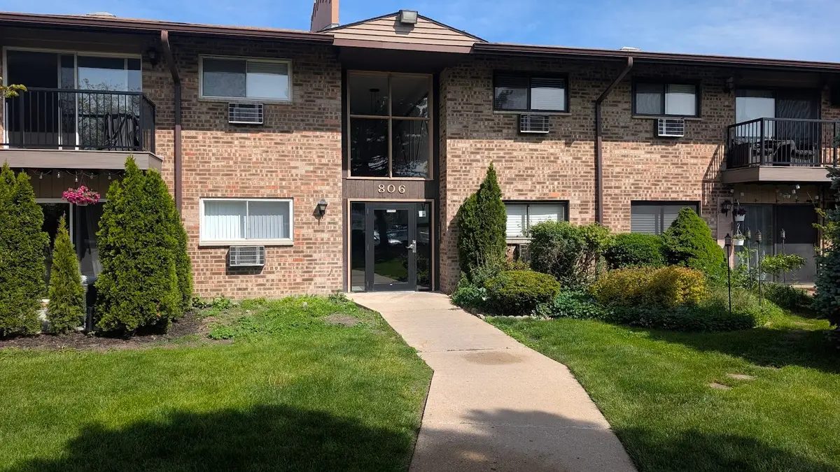 806 E Old Willow Road #214, Prospect Heights, IL 60070 - #1