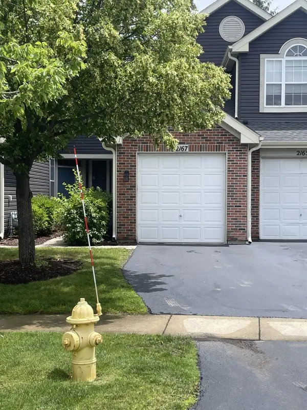 2167 Lake Ridge Drive, Glendale Heights, IL 60139