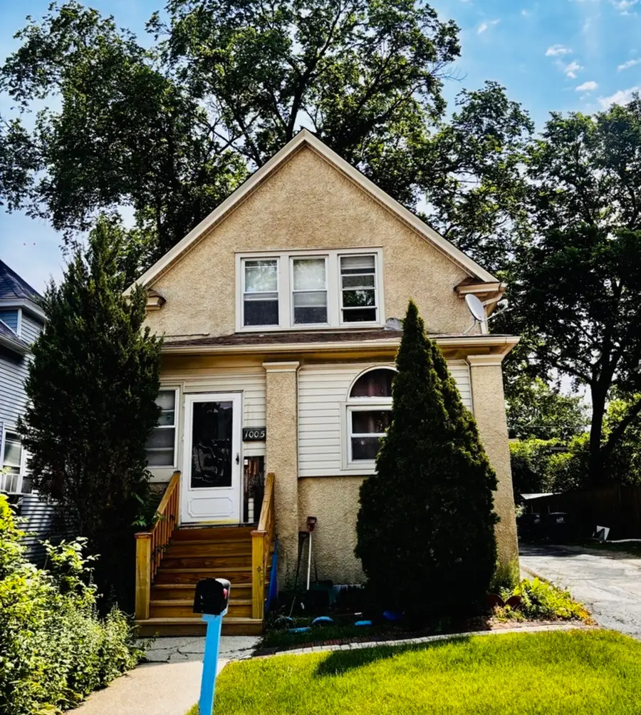1005 N 5th Avenue, Maywood, IL 60153 - #2