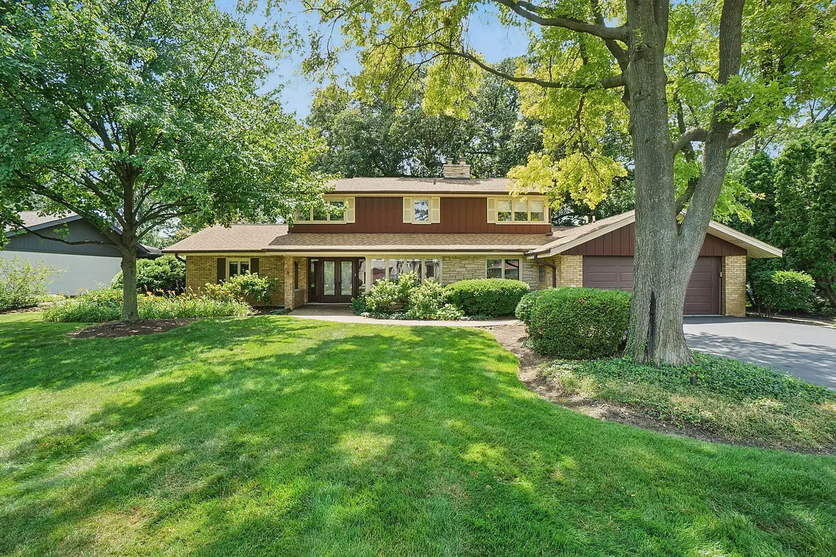 147 Timber View Drive, Oak Brook, IL 60523 - #1