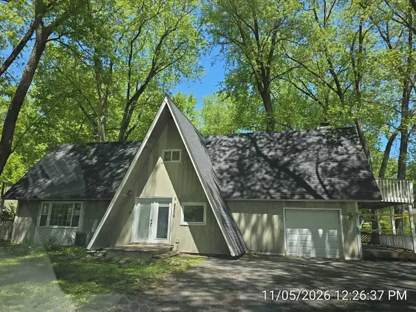 8506 Riley Road, Wonder Lake, IL 60097