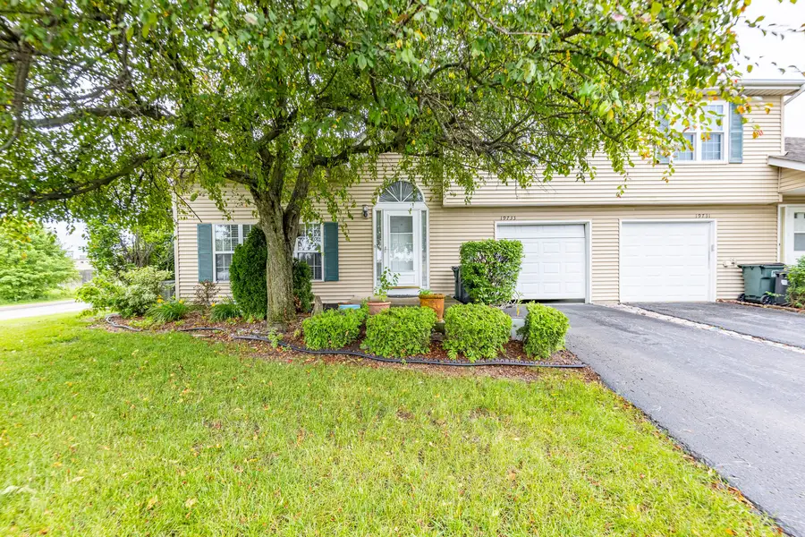 19733 S Edinburgh Lane, Frankfort, IL 60423 - #2