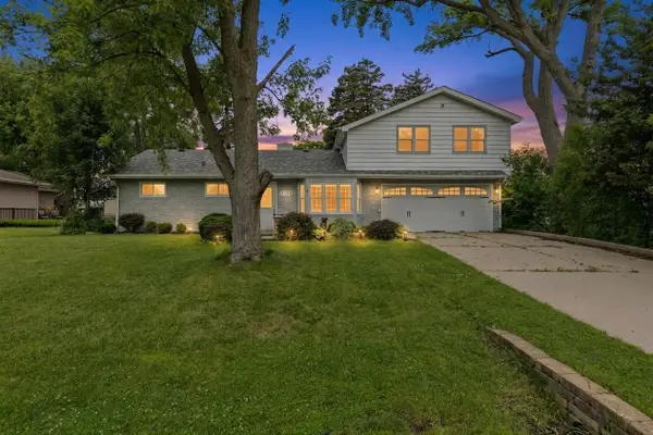 5524 S Bruner Street, Hinsdale, IL 60521