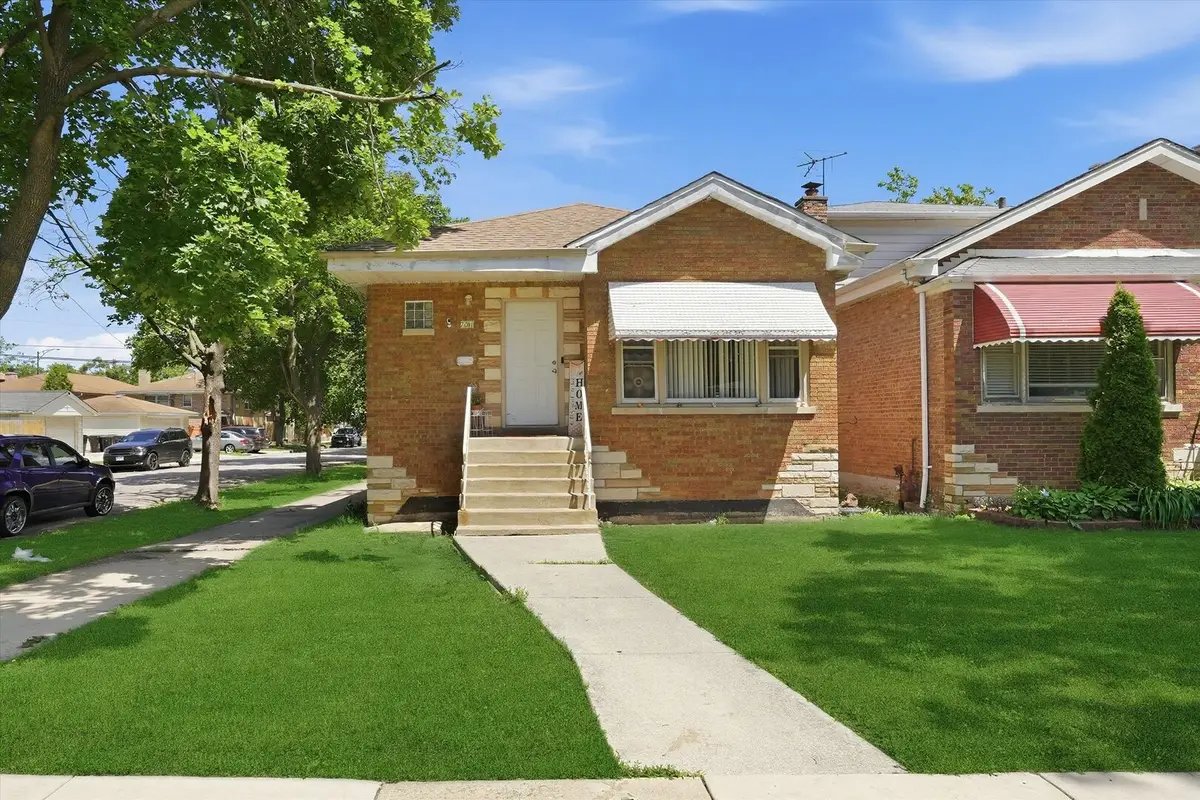 7201 S Sawyer Avenue, Chicago, IL 60629 - #1