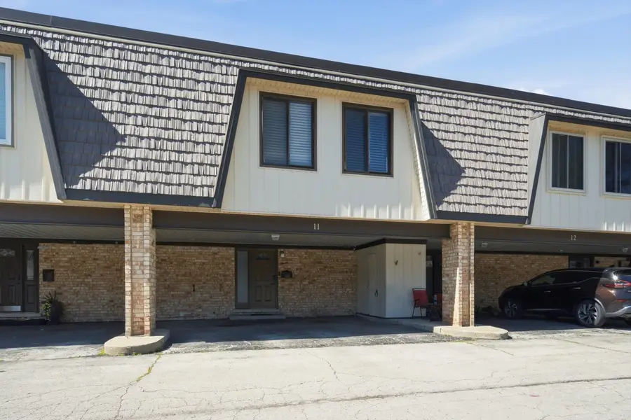 11 Cour Caravelle #11, Palos Hills, IL 60465 - #2