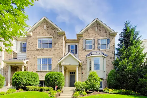 1910 Dauntless Drive, Glenview, IL 60026