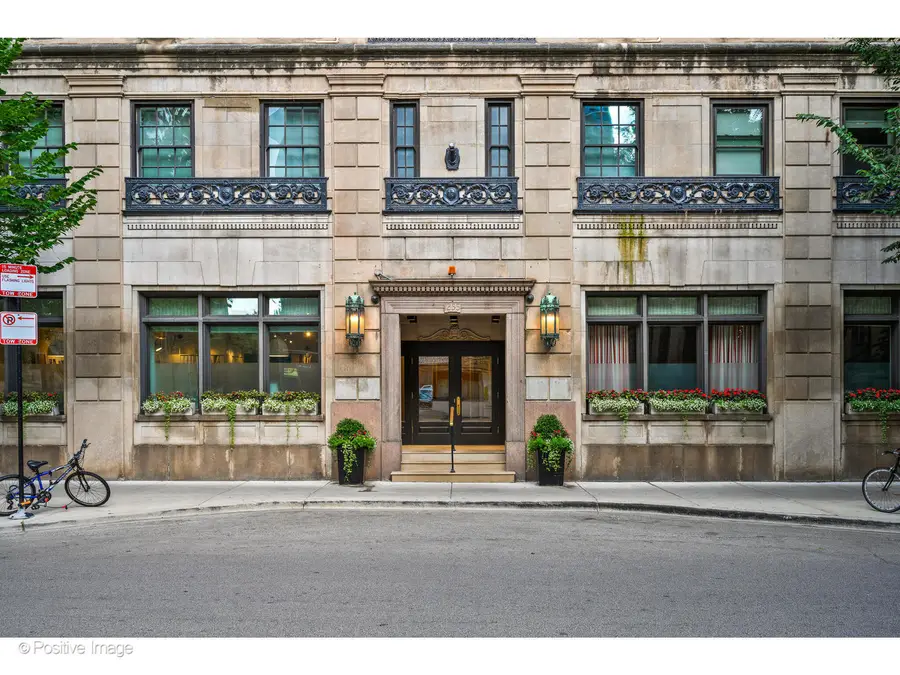 1255 N State Parkway #7B, Chicago, IL 60610 - #2