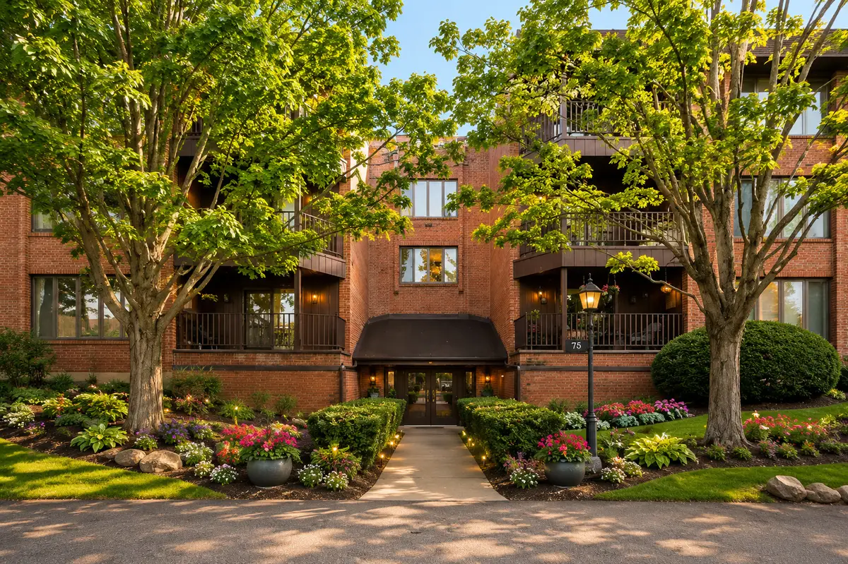 75 Boardwalk Place #103, Park Ridge, IL 60068 - #1