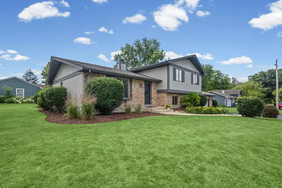 46 Ashlawn Avenue, Oswego, IL 60543 - #2