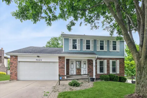 7829 Nantucket Drive, Darien, IL 60561