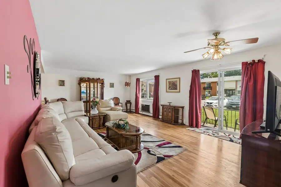 8924 Kenneth Drive #101A, Des Plaines, IL 60016 - #2