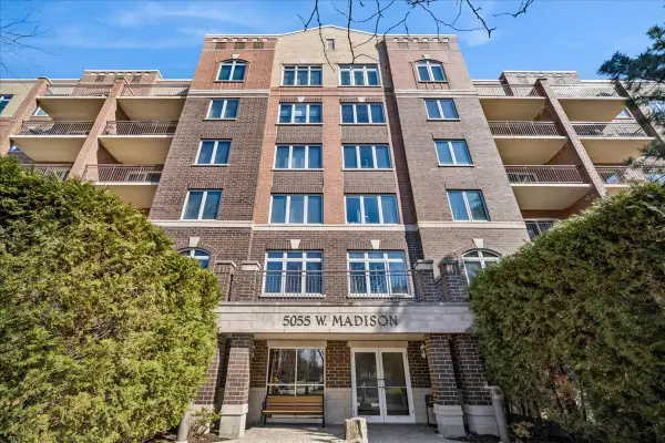 5055 Madison Street #601, Skokie, IL 60077