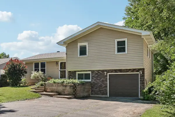 523 Maplewood Drive, Antioch, IL 60002