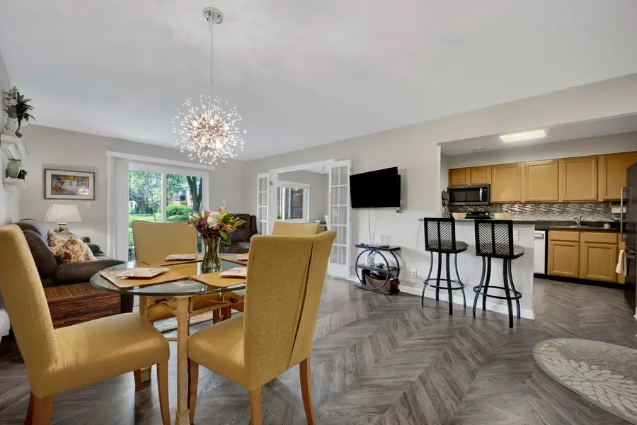 710 E Algonquin Road #J108, Arlington Heights, IL 60005 - #3