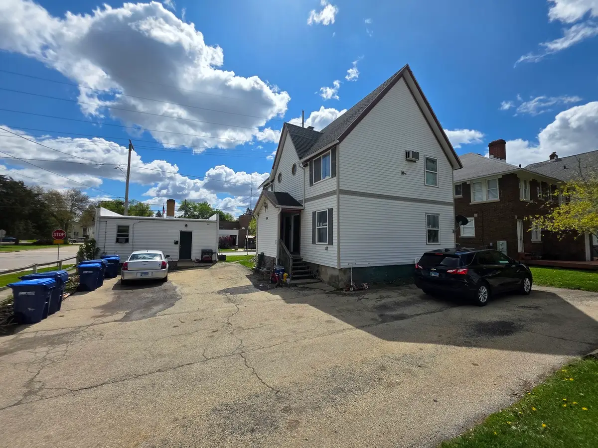 333 N 7th Street, Dekalb, IL 60115 - #1