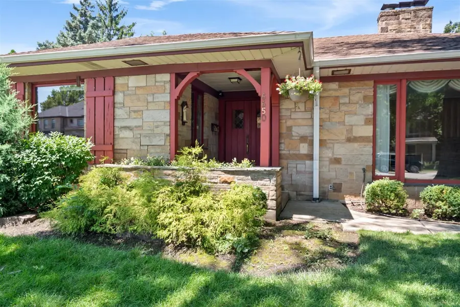 6650 N Lightfoot Avenue, Chicago, IL 60646 - #2