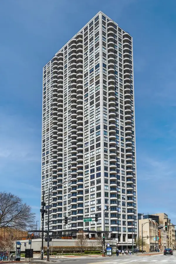 2020 N Lincoln Park West #38ML, Chicago, IL 60614