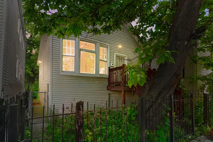 2922 E 78th Place, Chicago, IL 60649 - #2