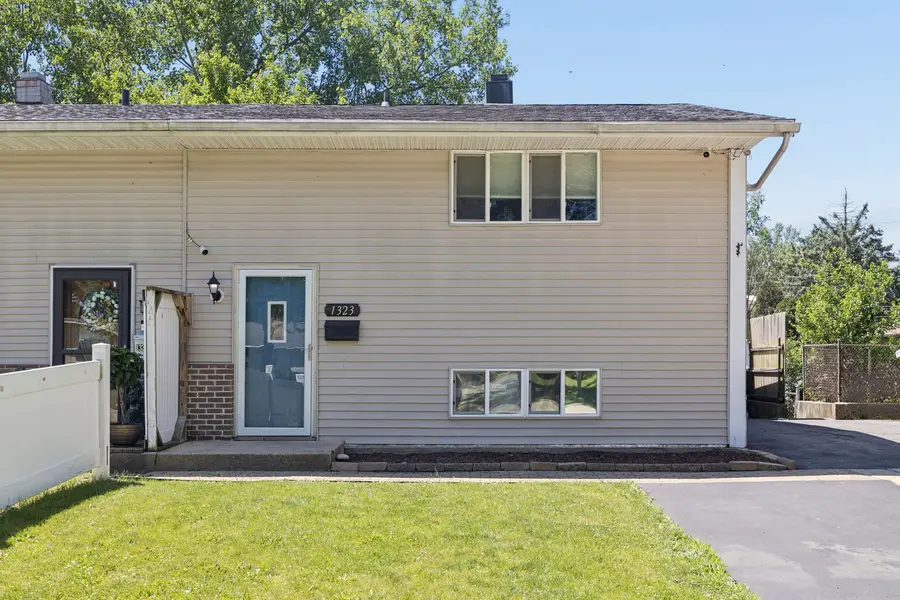 1323 Highland Avenue, Lockport, IL 60441 - #2