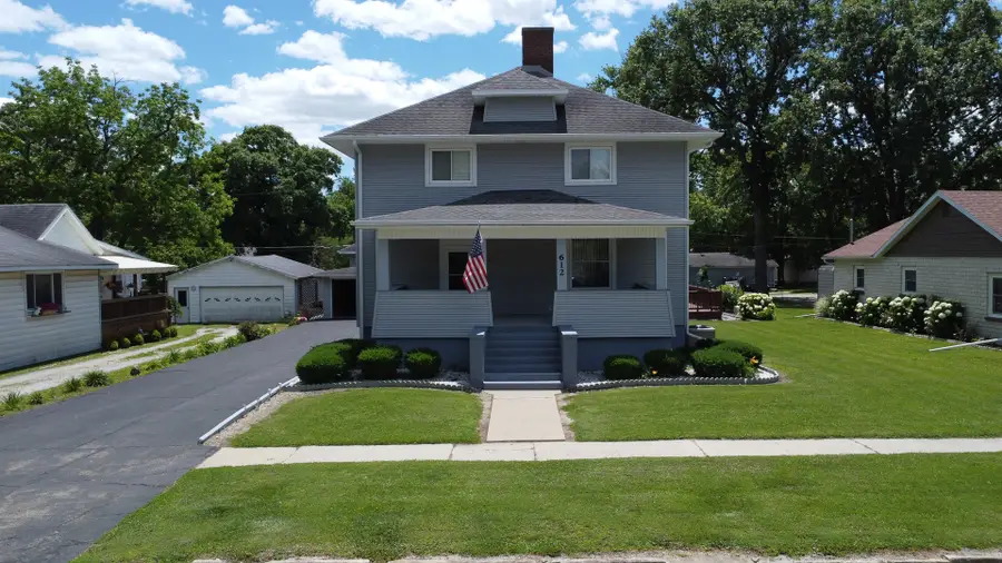 612 E Jones Street, Milford, IL 60953 - #2
