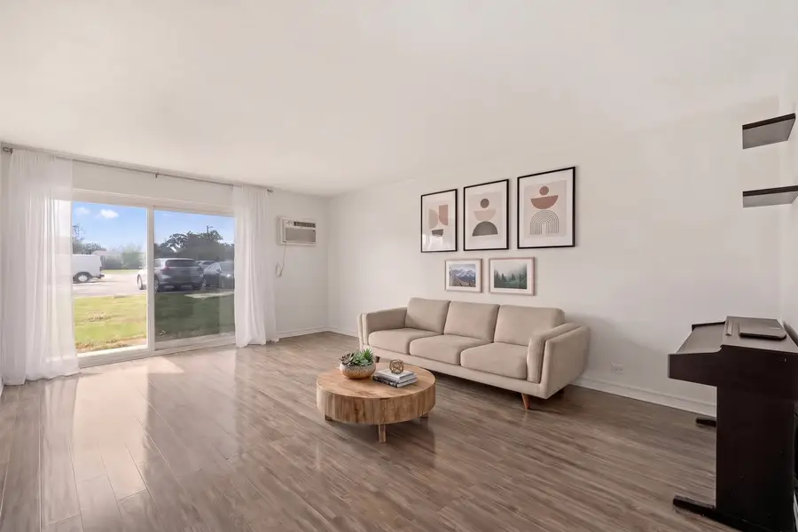 7229 W Higgins Avenue #105, Chicago, IL 60656 - #2