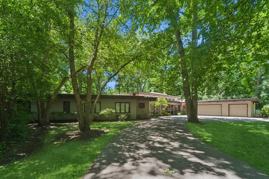 3033 Blackthorn Road, Riverwoods, IL 60015 - #2