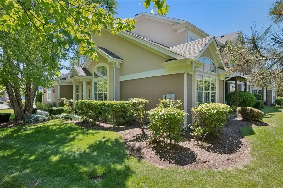 3042 Lexington Lane #3R41, Glenview, IL 60026 - #2