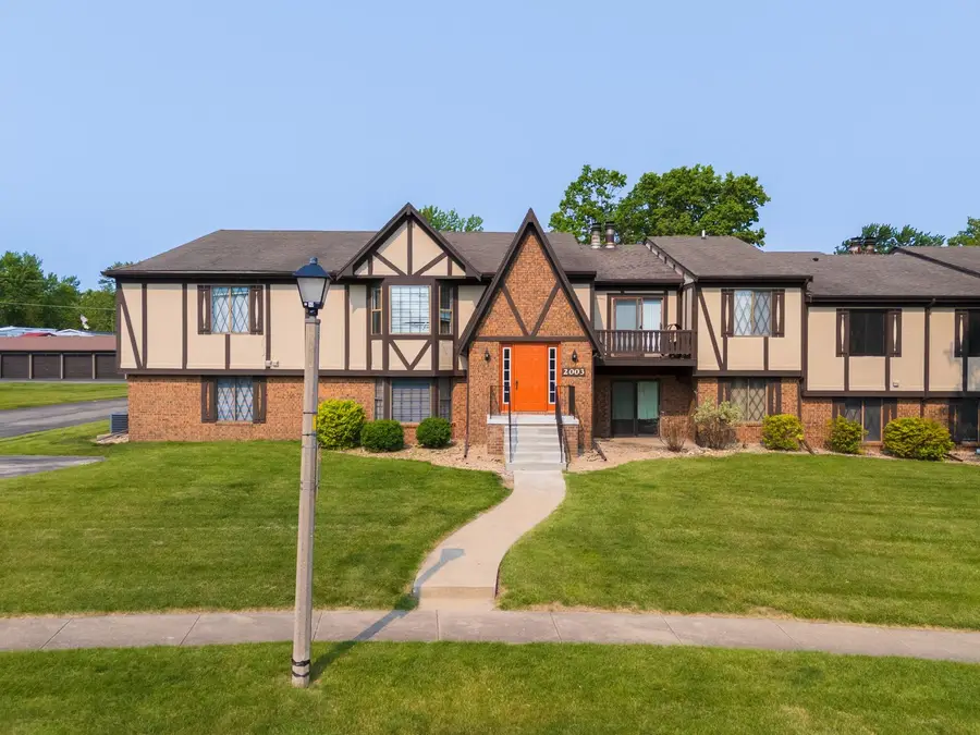 2003 Tracy Drive #1, Bloomington, IL 61704 - #2