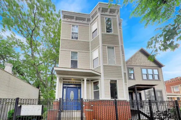 2141 N Point Street #1F, Chicago, IL 60647