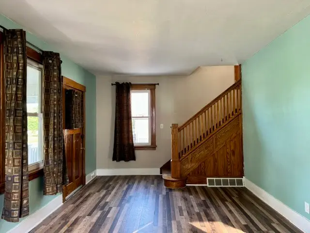 367 19th Place, Clinton, IA 52732 - #3