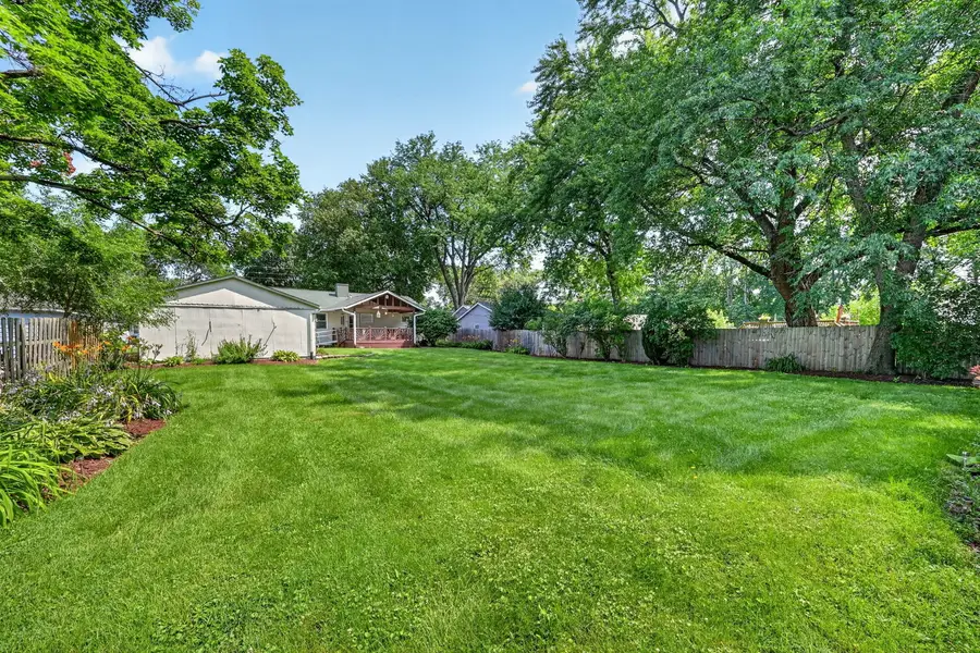 472 Douglas Road, Batavia, IL 60510 - #2
