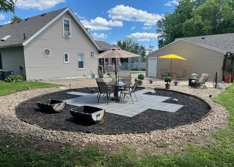 316 Elm Street, Buffalo, IA 52728 - #3