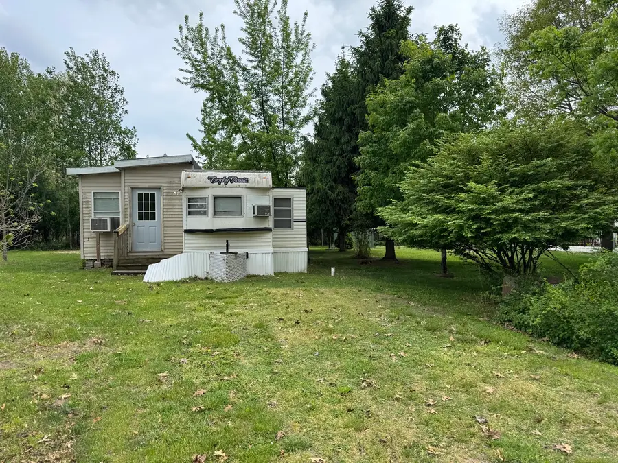 25-16 Woodhaven Lakes, Sublette, IL 61367 - #2