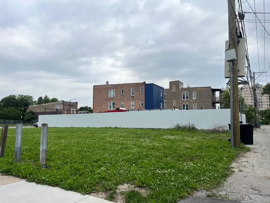 1247 S Kedzie Avenue, Chicago, IL 60623 - #3