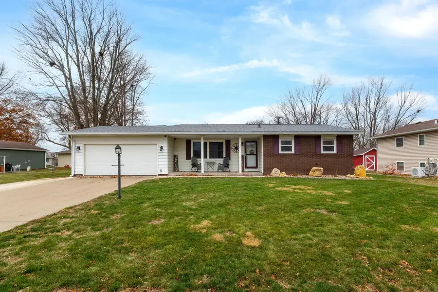 121 Park Lane Circle, Eldridge, IA 52748 - #3