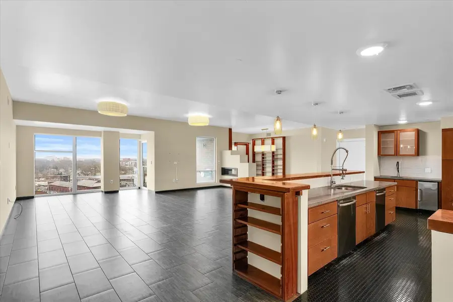 301 N Neil Street #808-809, Champaign, IL 61820 - #3